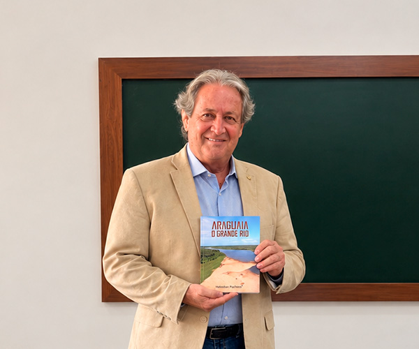 Livro sobre o Rio Araguaia chega a escolas públicas de Goiás