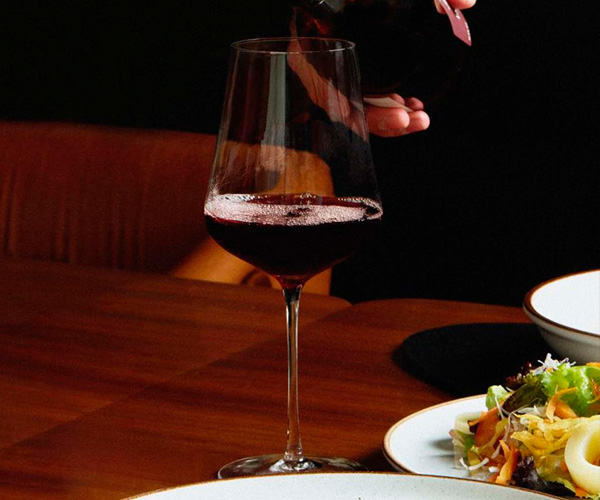Pobre Juan destaca harmonização entre parrilla e vinhos em Goiânia