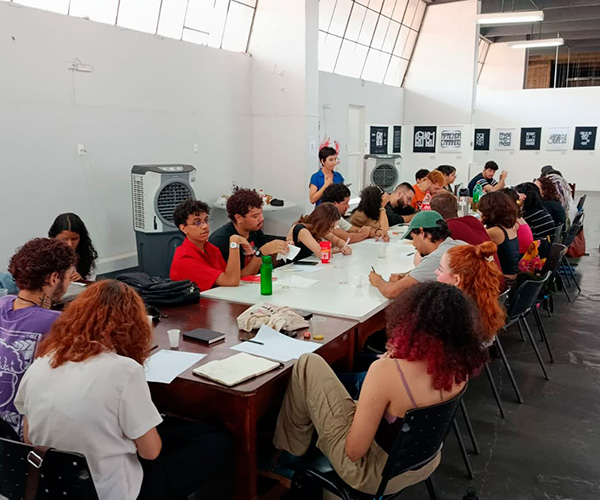 Escola de Artes Visuais divulga programação gratuita de outubro