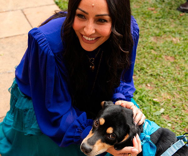 Sabrina Sato estreia micro reality vertical sobre rotina com seus cães